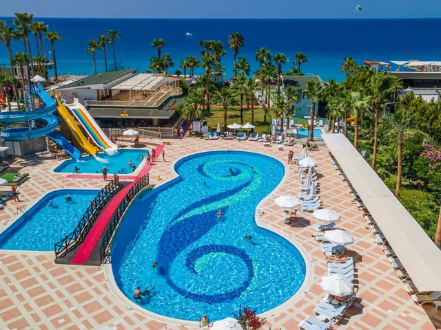 Holiday Garden Resort