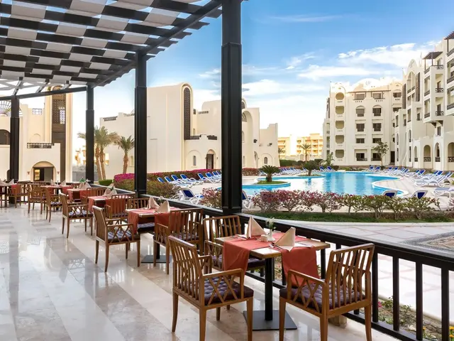 фото Gravity Sahl Hasheesh & Aquapark (ex. Salama at Ocean Breeze Sahl Hasheesh) изображение №2