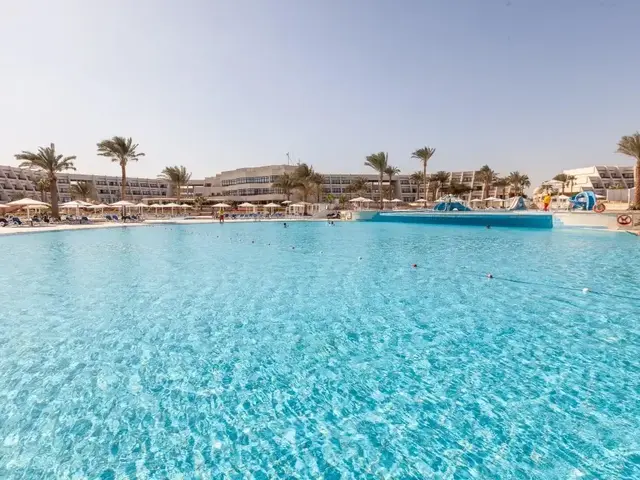 Pharaoh Azur Resort (ех. Sonesta Pharaoh Beach Resort; Melia Pharaon)