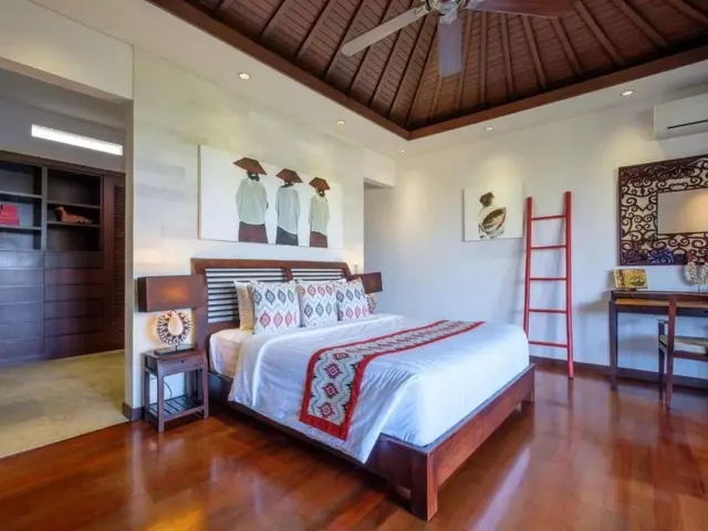 фото Eleven Kejora Beachfront Estate изображение №10