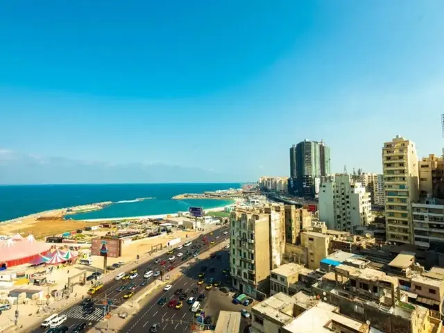 фотографии отеля شقة فندقية مكيفة علي البحر مباشرة اغتنم الفرصة изображение №7