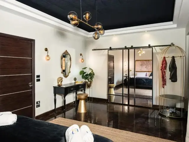 фотографии The Bold Parisian House - Steps From The Best Mall in Cairo изображение №16