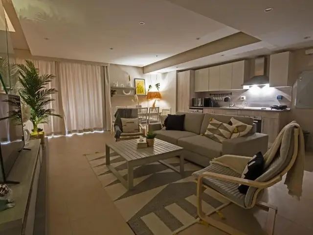 фотографии A Stunning Seaview Penthouse; 3bedrooms + Nanny изображение №16
