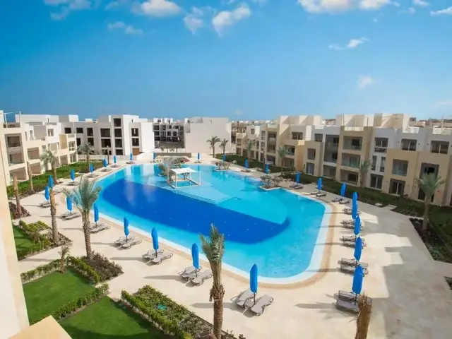 фото отеля A Stunning Seaview Penthouse; 3bedrooms + Nanny изображение №1