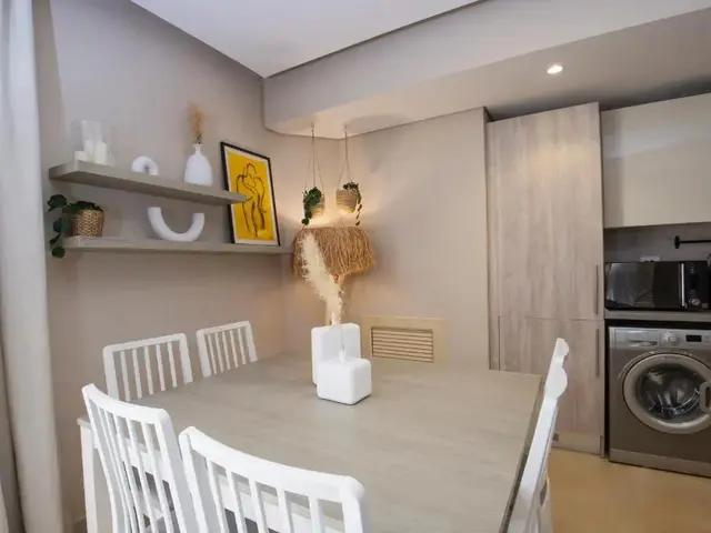 фотографии A Stunning Seaview Penthouse; 3bedrooms + Nanny изображение №4