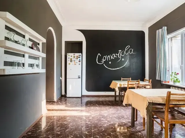 фотографии отеля M42 Hostel изображение №3
