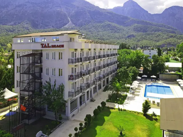 Tal Beach (ex. California Dream; Adress Beach)