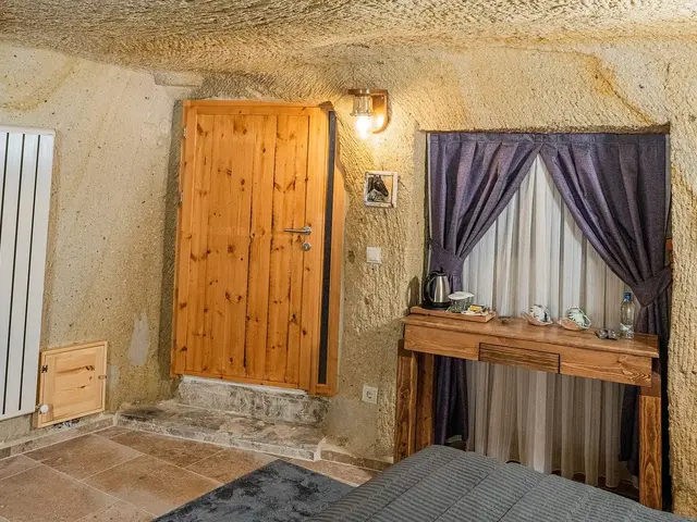 фото Bala Cave House изображение №26
