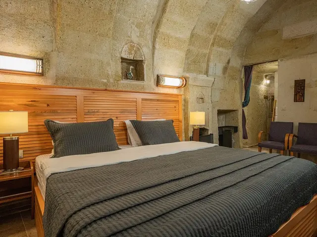 фото Bala Cave House изображение №14