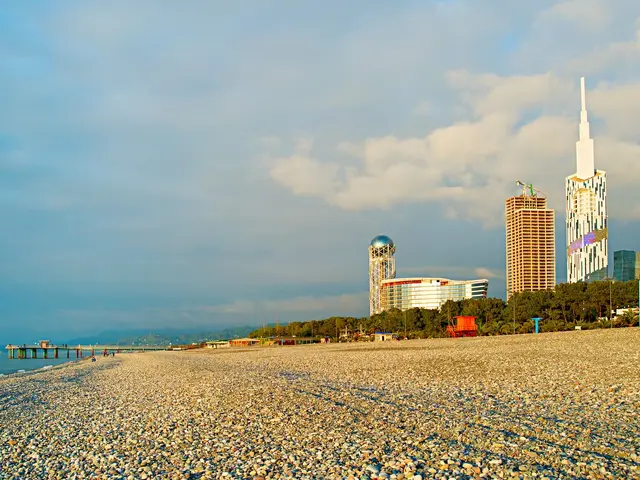 фотографии отеля Batumi's Karibche изображение №3