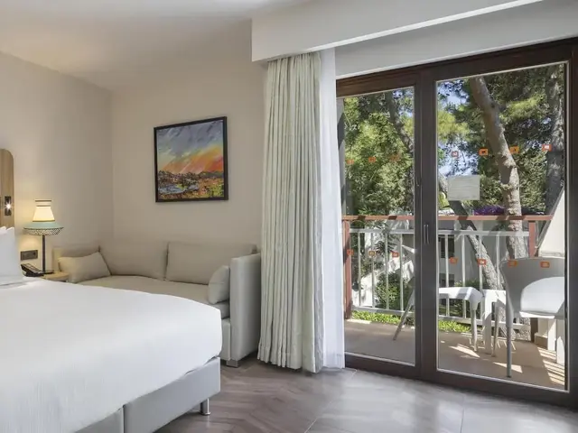 фотографии отеля DoubleTree By Hilton Bodrum Isil Club Resort (ex. Coralia Club Milta) изображение №3