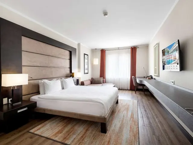 фотографии Ramada Plaza By Wyndham Istanbul City Center изображение №8