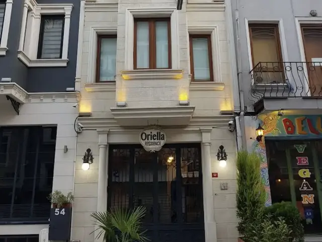 Oriella