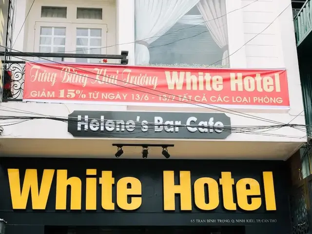 фото White Hotel - Hostel изображение №18