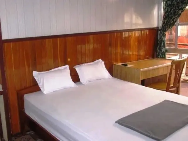 фото Floating Hotel изображение №14