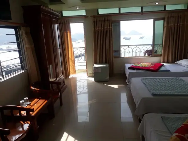 фотографии отеля Phong Lan Hotel изображение №11