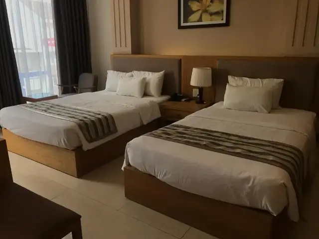 фото отеля Elegant Hotel изображение №9
