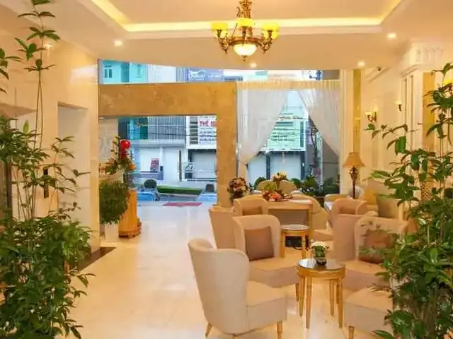 фото Elegant Hotel изображение №2
