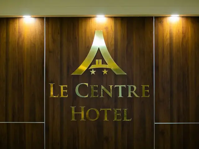 фото отеля Le Centre Hotel изображение №1