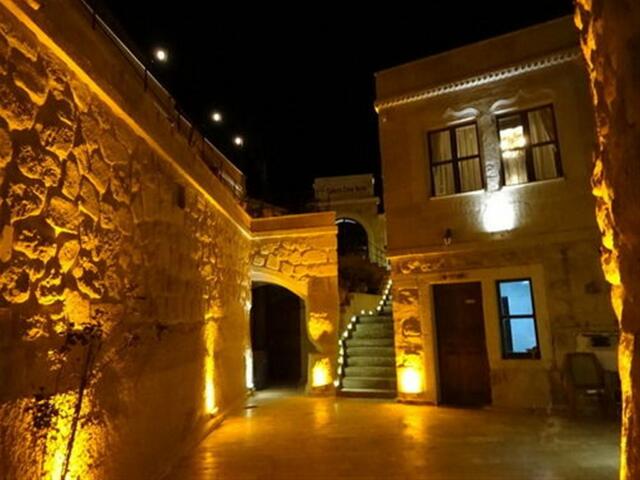 фото отеля Sakura Cave Hotel изображение №1