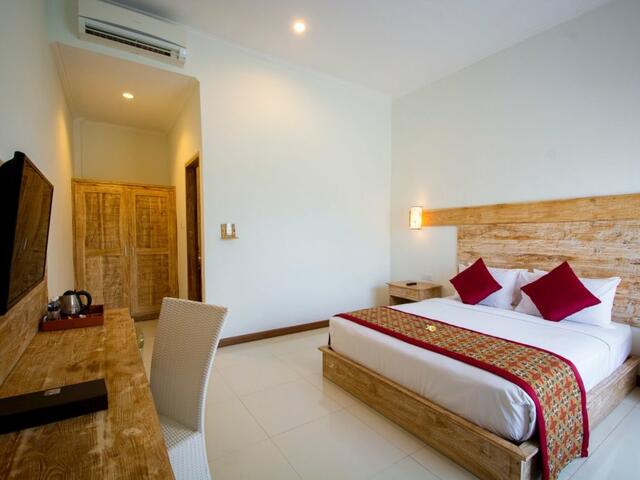 фото Lovina Beach Club and Resort изображение №26
