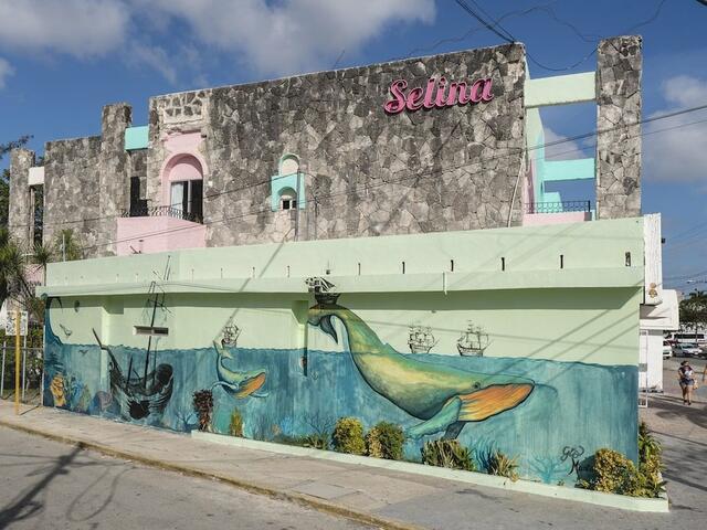 фото отеля Selina Cancun Downtown изображение №1