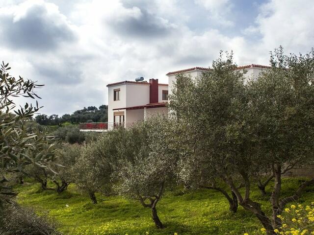 фото отеля Foivos and Athina Villas изображение №1