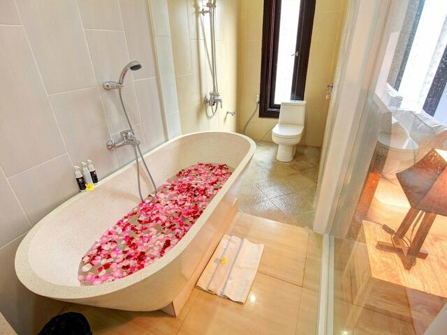фотографии отеля Allamanda Villa Jimbaran изображение №7