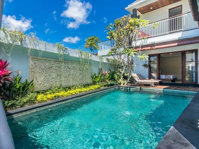 фотографии отеля Allamanda Villa Jimbaran изображение №11