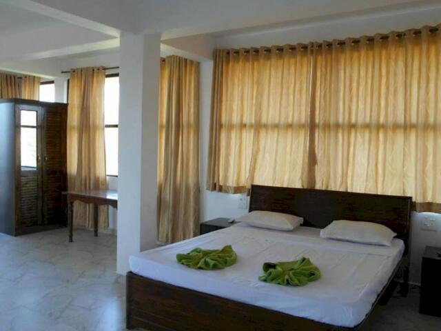 фотографии отеля White Feather Guest House изображение №23