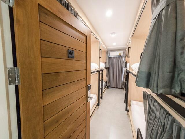 фото Naratel Hostel Bangkok изображение №26