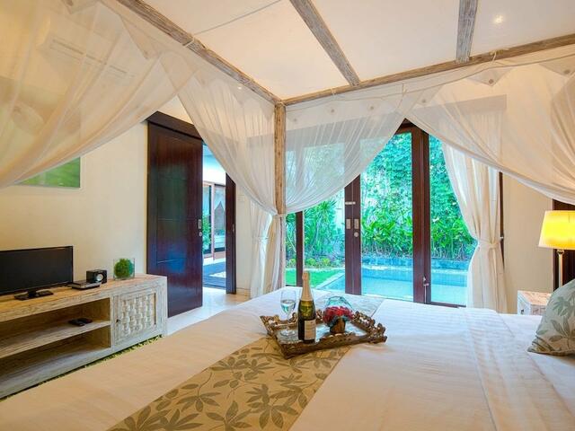 фото отеля Exotis Villa Seminyak изображение №21