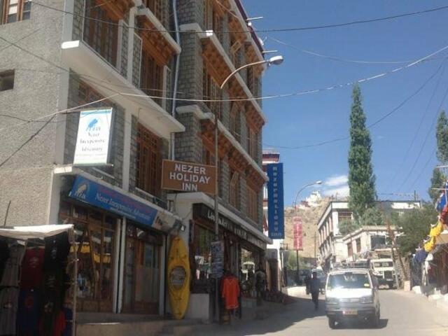 фото Hotel Nezer Holiday Inn изображение №6