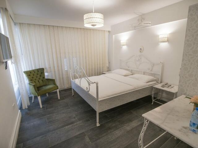 фото отеля Buyukada Port Hotel изображение №25