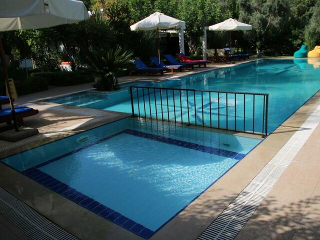 фото отеля Hotel Dalos изображение №29