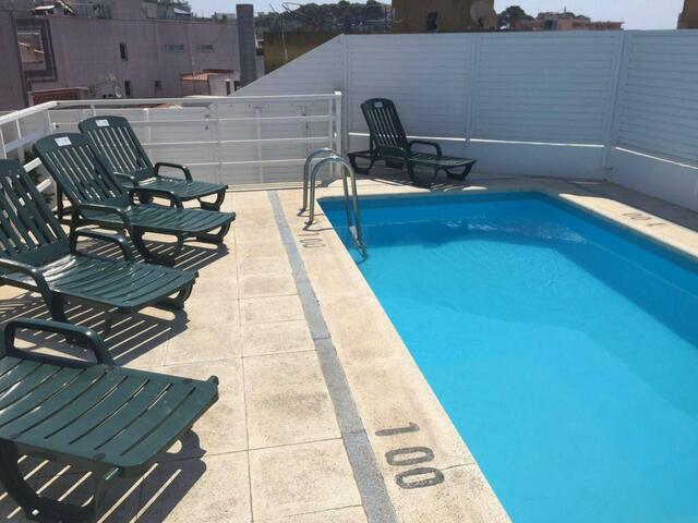 фотографии отеля Apartamentos Santi изображение №3