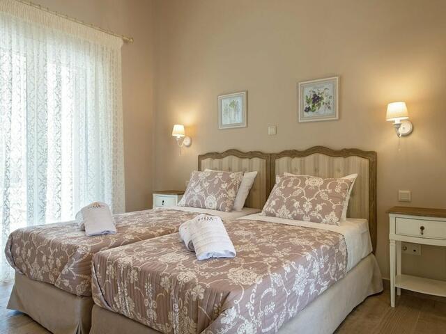 фото отеля Luxury Villa Aphrodite изображение №33