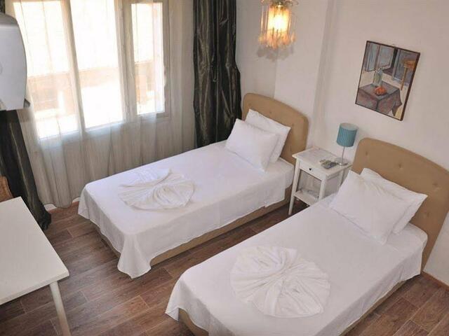 фото отеля Urkmez Hotel изображение №5