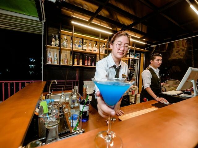 фотографии Gold Airport Suites изображение №16