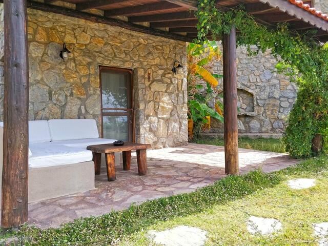 фотографии Zephyros Hotel изображение №8