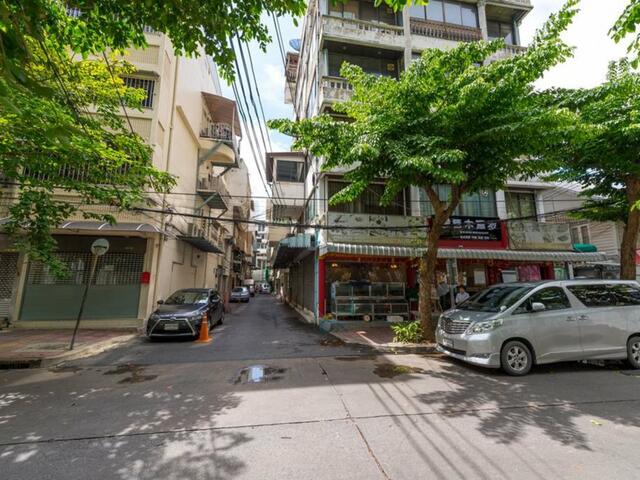 фото Naratel Hostel Bangkok изображение №2