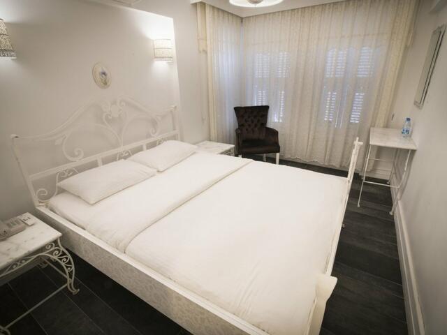 фото Buyukada Port Hotel изображение №26