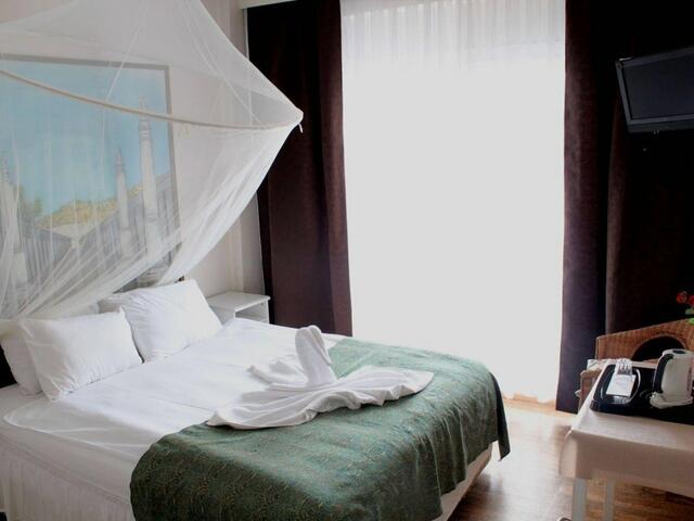 фотографии отеля Urkmez Hotel изображение №15