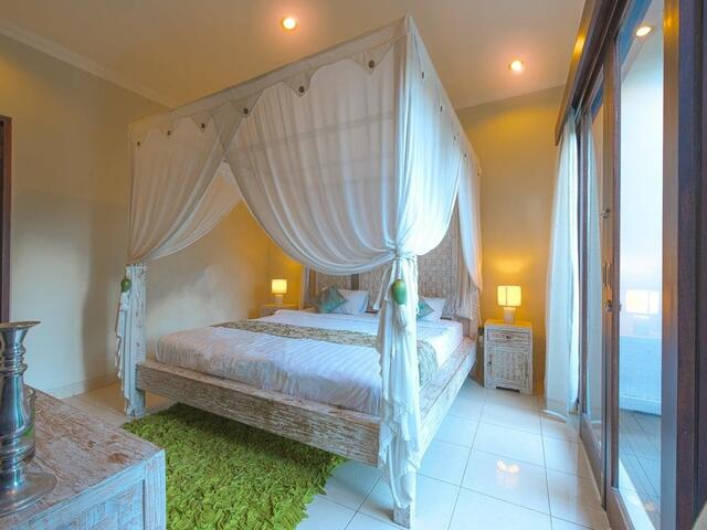 фотографии отеля Exotis Villa Seminyak изображение №11