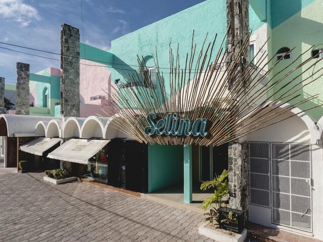 фотографии отеля Selina Cancun Downtown изображение №7