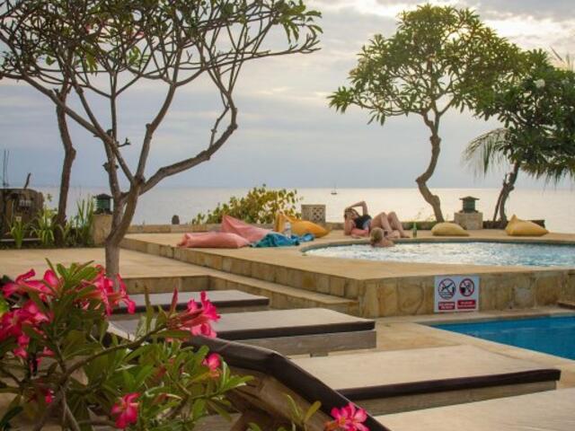 фотографии Lovina Beach Club and Resort изображение №4
