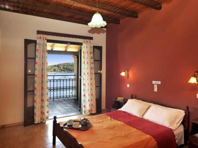 фото отеля Dimitrios Apartments изображение №9