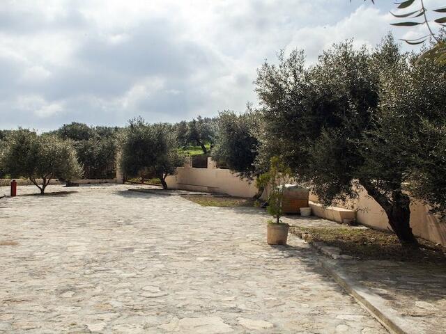 фото Foivos and Athina Villas изображение №2