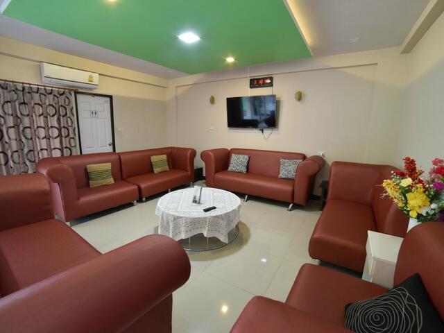 фотографии отеля Gold Airport Suites изображение №27