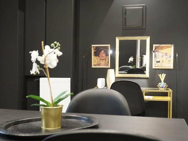 фотографии отеля Exclusive Design Studio with Yard изображение №11